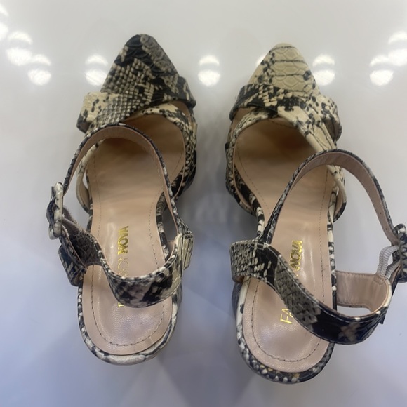 Animal print platform, chunky heel,Ankle straps, Size 7 - Picture 7 of 9